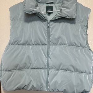 Wild Fable Women’s L Light Blue- Grayish Puffer Vest